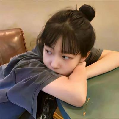 吮指少年